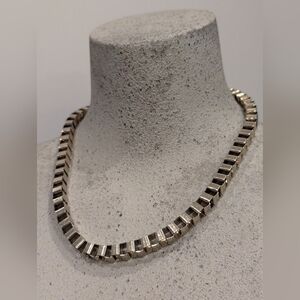 Vintage 70s chunky pale gold tone box chain choker crafted with square Links